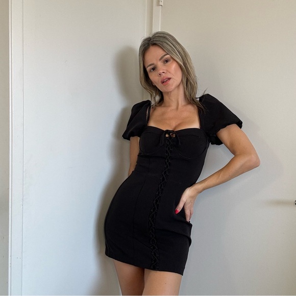 New Zara Puff Sleeve Dress Black - Picture 5 of 12